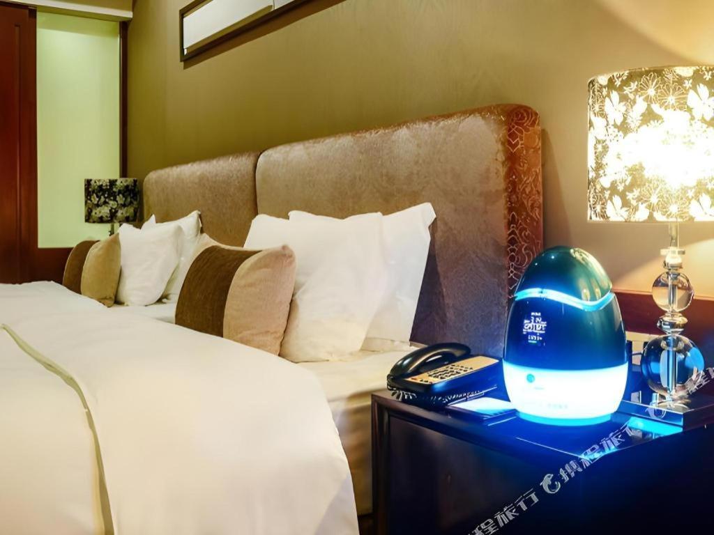 Eurasia International Hotel Дунгуань Экстерьер фото