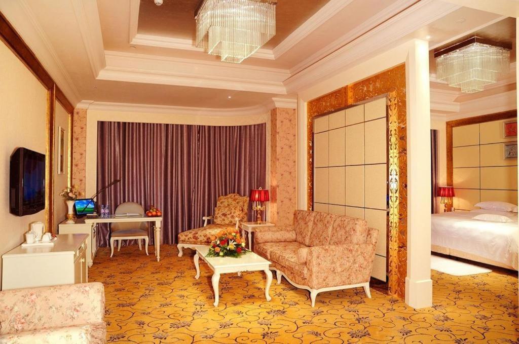 Eurasia International Hotel Дунгуань Экстерьер фото