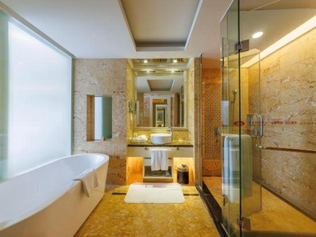 Eurasia International Hotel Дунгуань Экстерьер фото
