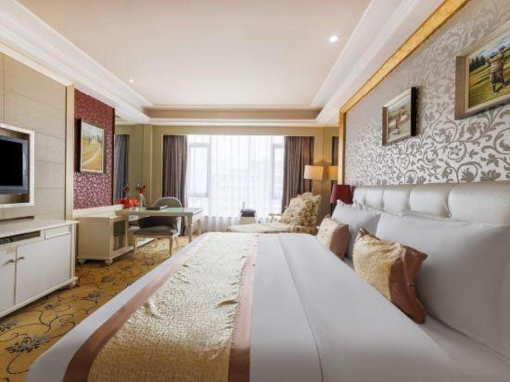 Eurasia International Hotel Дунгуань Экстерьер фото