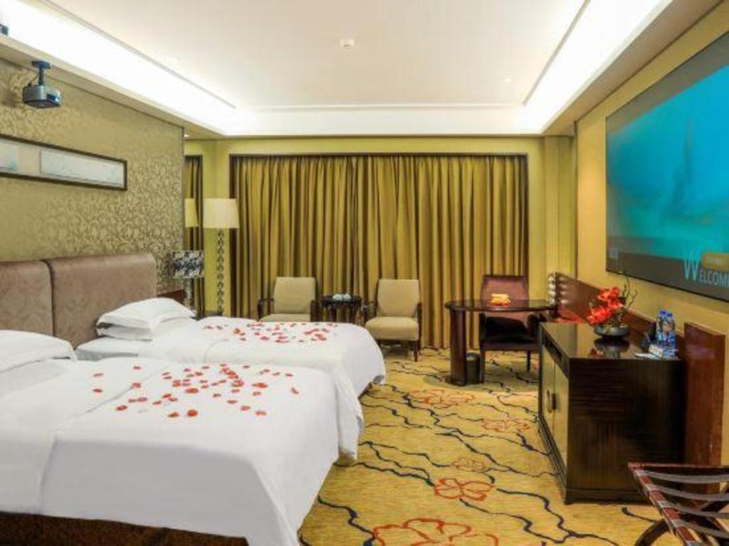 Eurasia International Hotel Дунгуань Экстерьер фото
